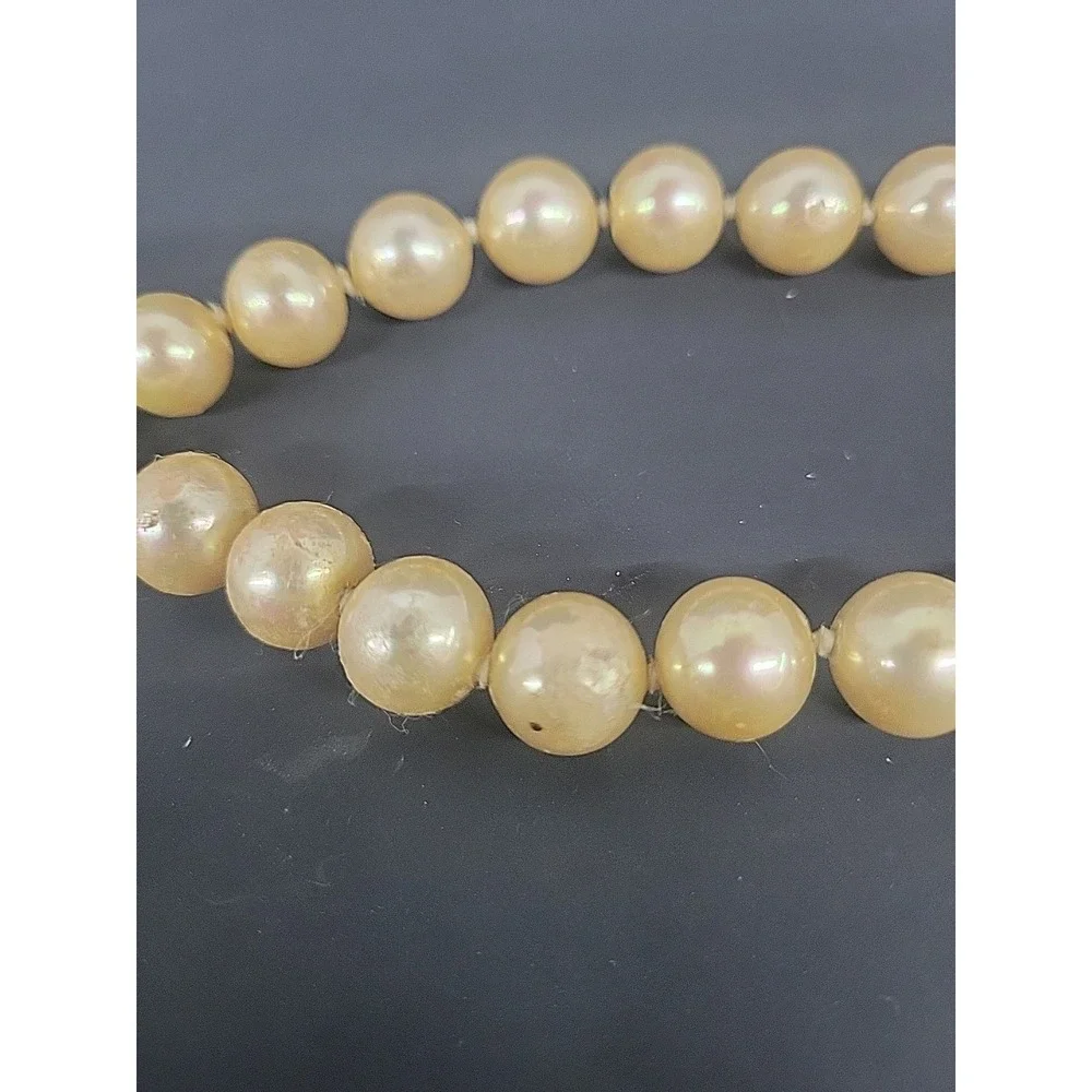 Vintage Carolee Faux Pearl Bracelet –‎ Double Strand w/ Goldtone Oval Clasp